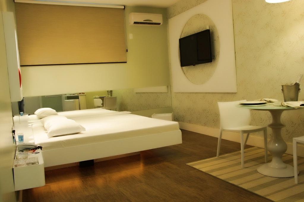 Pousada E Motel Blue Inn กัสกาเวล ภายนอก รูปภาพ