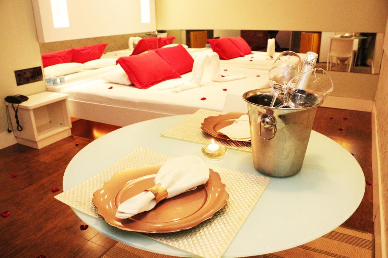 Pousada E Motel Blue Inn กัสกาเวล ภายนอก รูปภาพ